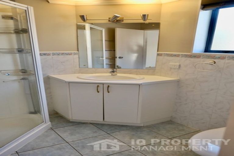 Photo of property in 11 Cognac Place, Henderson, Auckland, 0612