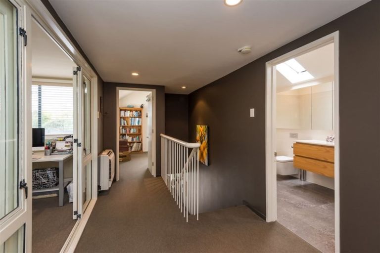 Photo of property in 20 Makora Street, Fendalton, Christchurch, 8041