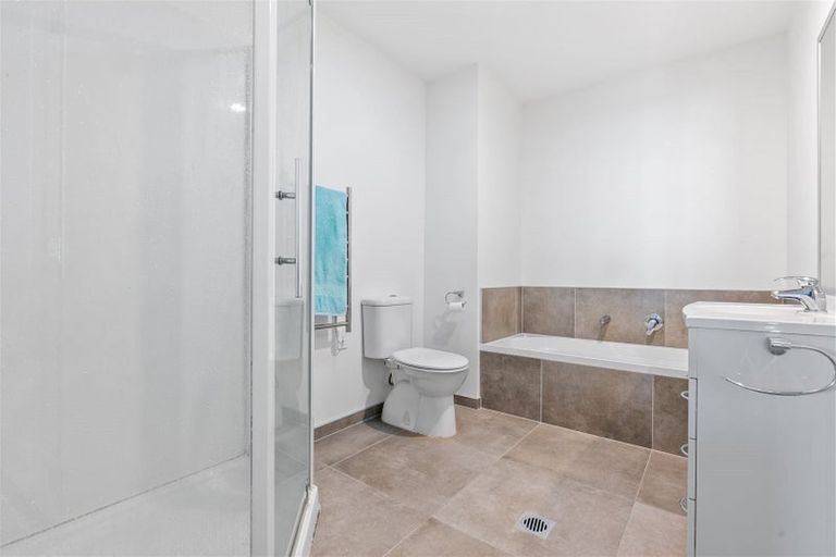 Photo of property in 37 Treestump Road, Takanini, 2112