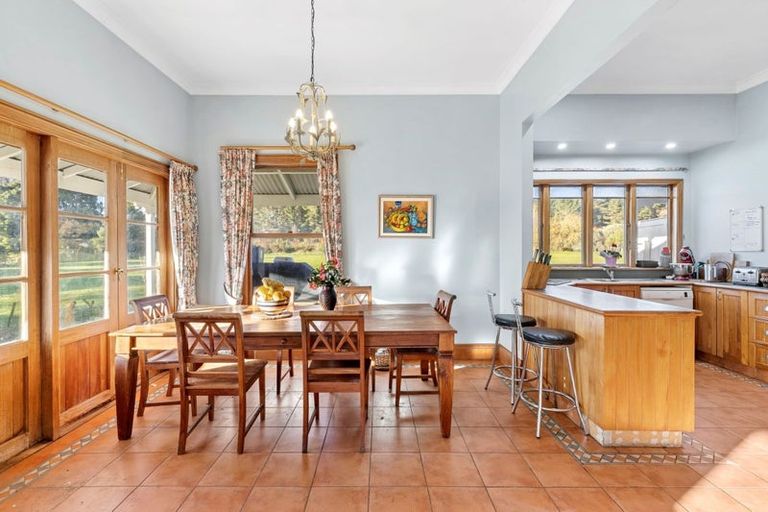 Photo of property in 20 Neudorf Road, Upper Moutere, 7175