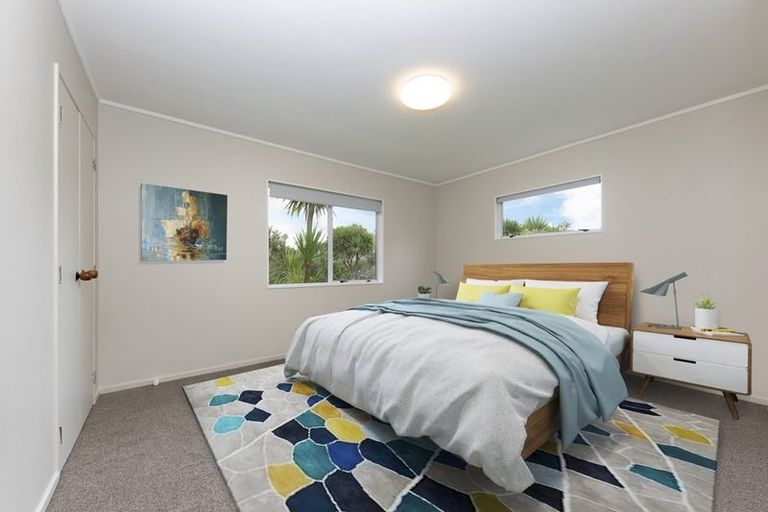 Photo of property in 4/18a Sarona Avenue, Glen Eden, Auckland, 0602