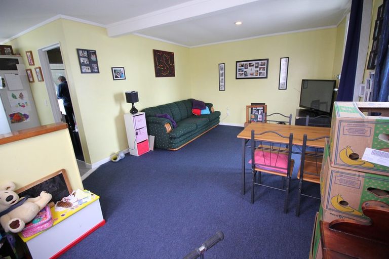 Photo of property in Carillion/the Knoll, 33 Thompson Street, Mount Cook, Wellington, 6011