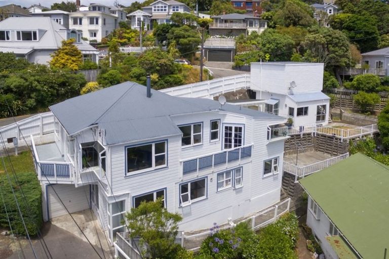 Photo of property in 4 Cecil Road, Wadestown, Wellington, 6012