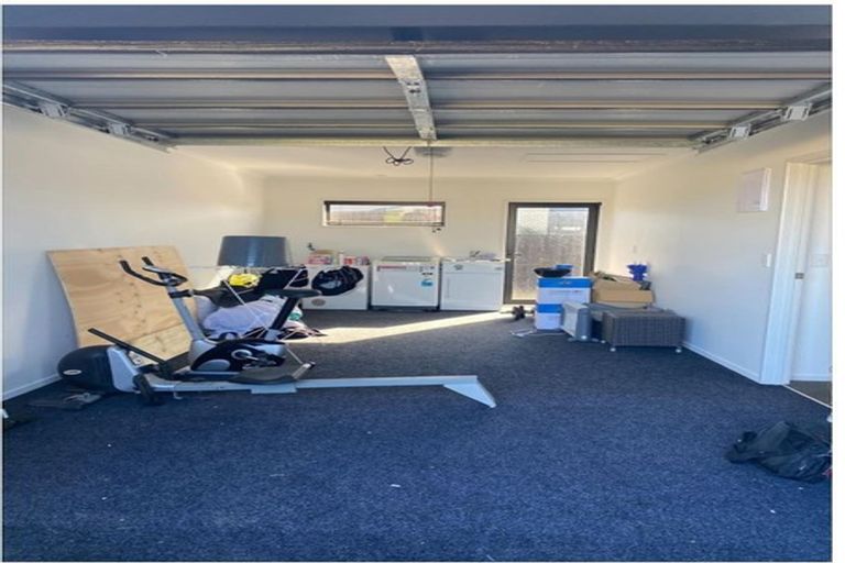 Photo of property in 16/11u Errol Close, Burbush, Hamilton, 3288