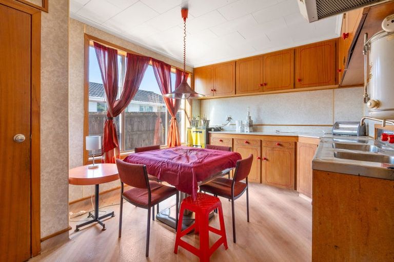 Photo of property in 97 Easther Crescent, Kew, Dunedin, 9012