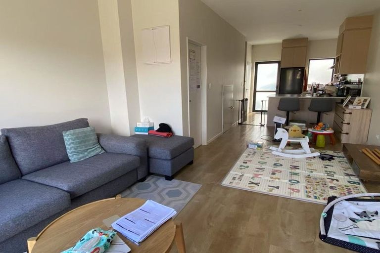 Photo of property in 4a Roby Street, Te Atatu Peninsula, Auckland, 0610