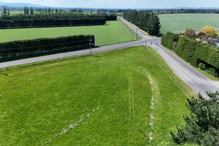 Photo of property in 1 Charlotte Street, Takapau, 4203