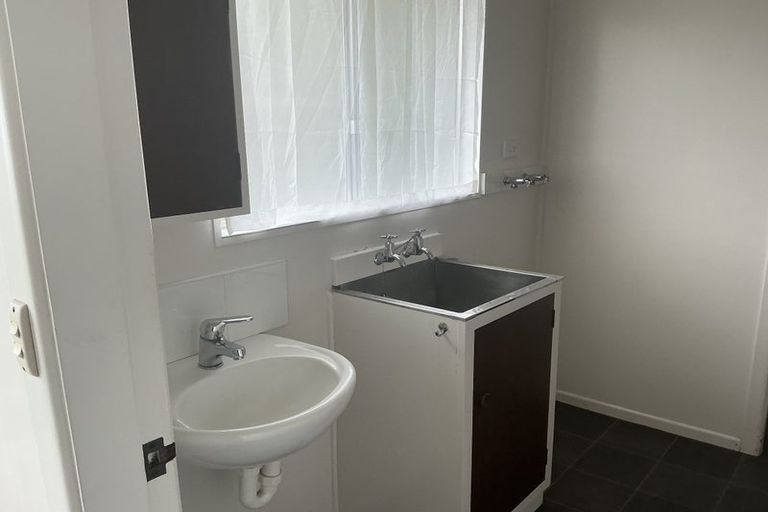 Photo of property in 44-46 Baylands Drive, Newlands, Wellington, 6037