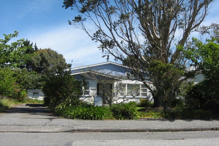 Photo of property in 10 Orowaiti Road, Westport, 7825