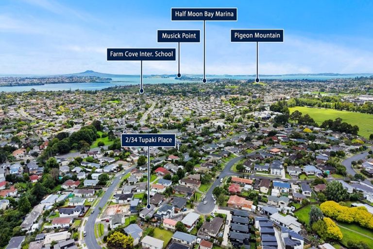 Photo of property in 2/34 Tupaki Place, Pakuranga Heights, Auckland, 2010