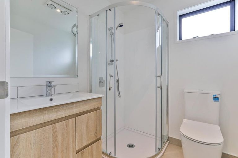 Photo of property in 150b Mcleod Road, Te Atatu South, Auckland, 0610