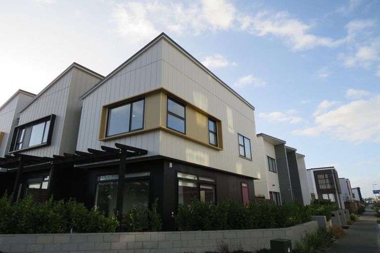 Photo of property in 2 Sidney Wallingford Way, Hobsonville, Auckland, 0616