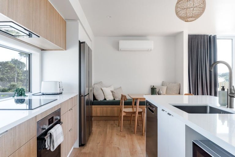 Photo of property in 9 Rangitahi Road, Raglan, 3225