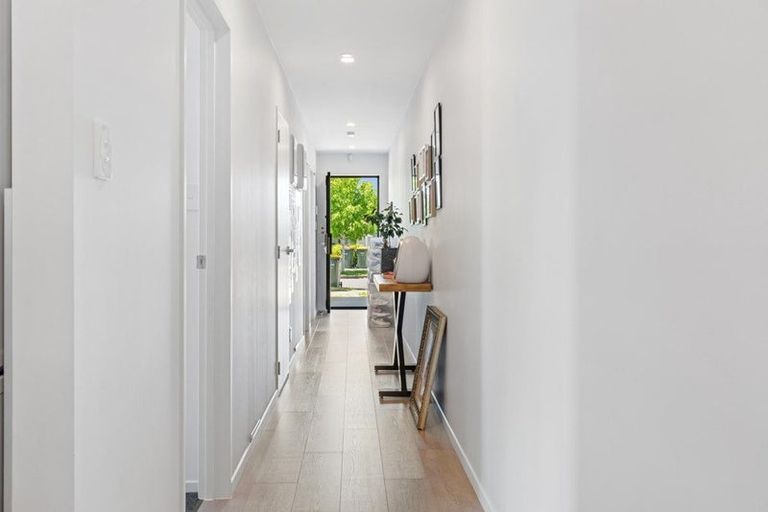 Photo of property in 34b Kahui Parade, Karaka, 2113
