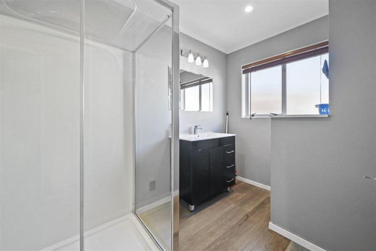 Photo of property in 33 Hyde Street, Wainuiomata, Lower Hutt, 5014