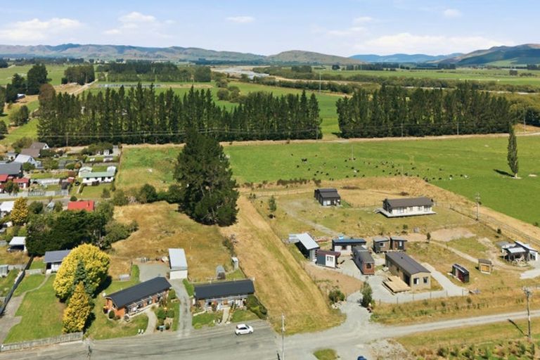 Photo of property in 8 Tauna Street, Lumsden, 9730
