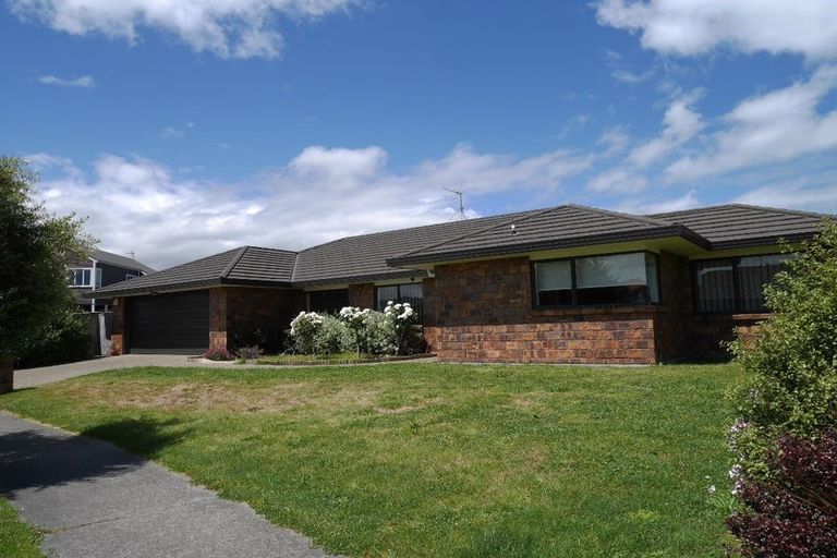 Photo of property in 4 Monarch Place, Paraparaumu Beach, Paraparaumu, 5032