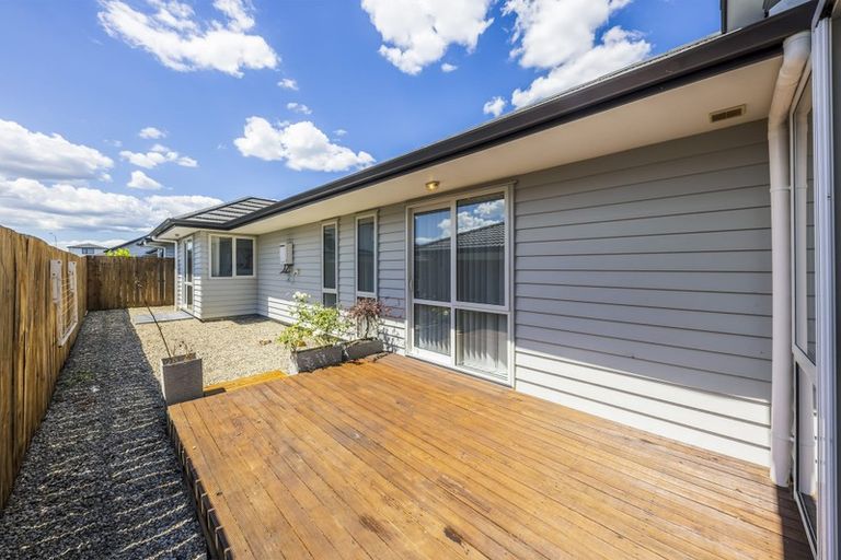Photo of property in 8 Moho Lane, Takanini, 2112