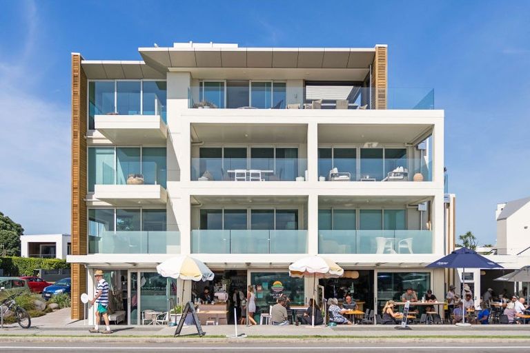 Photo of property in 154 Marine Parade, Mount Maunganui, 3116