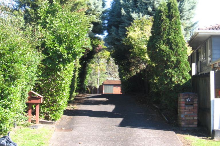 Photo of property in 43 Onedin Place, Titirangi, Auckland, 0604