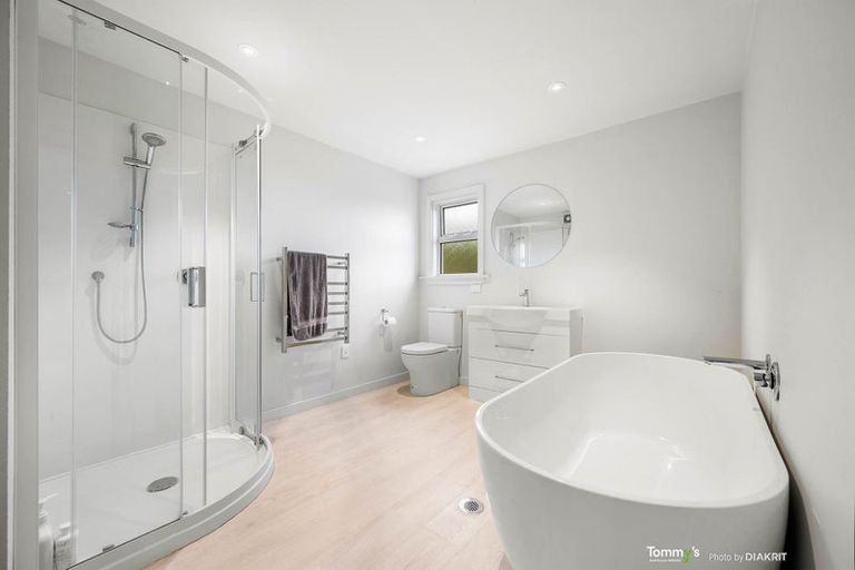 Photo of property in 15 Clyde Street, Island Bay, Wellington, 6023