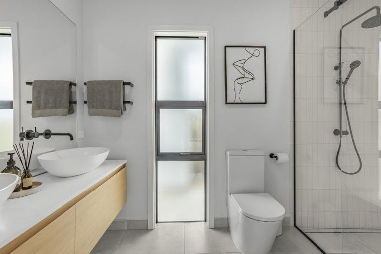 Photo of property in 5 Matai Grove, Greytown, 5712