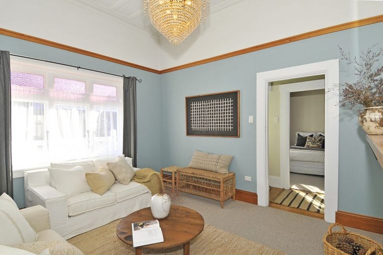 Photo of property in 12 Sale Street, Napier South, Napier, 4110