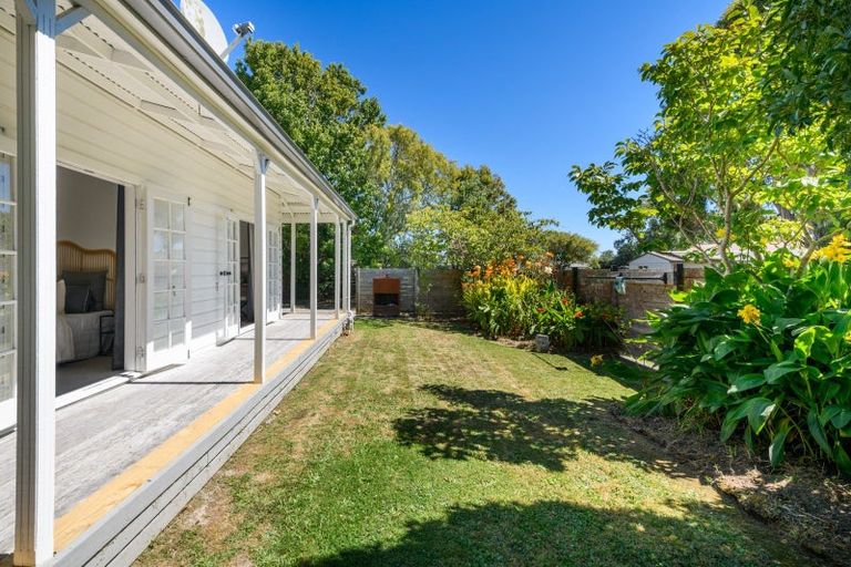 Photo of property in 31 Dunk Place, Milson, Palmerston North, 4414