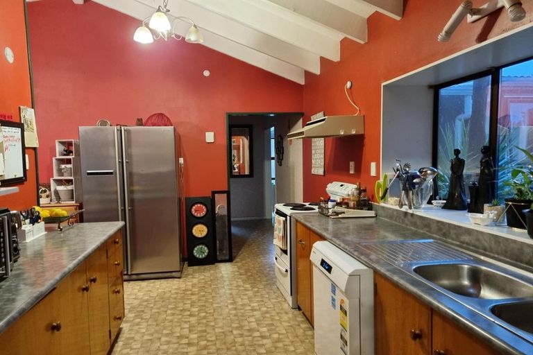 Photo of property in 12 Fytfield Place, Paraparaumu, 5032