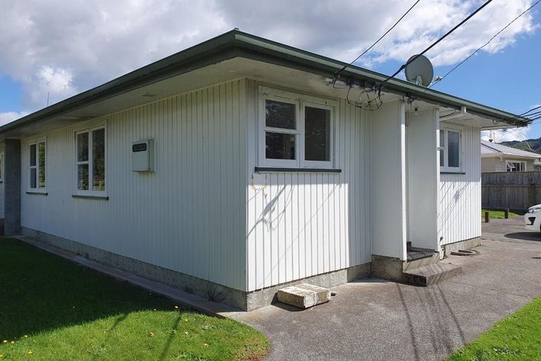 Photo of property in 32f1- John Street, Trentham, Upper Hutt, 5018