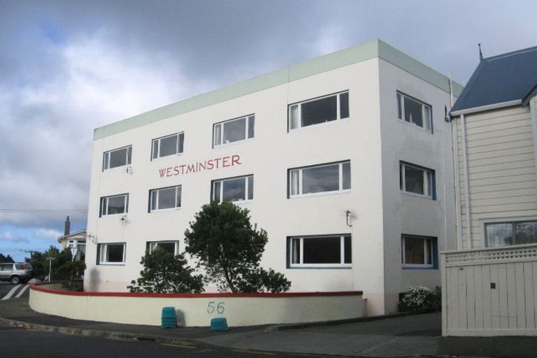 Photo of property in 56f6 Tanera Crescent, Brooklyn, Wellington, 6021