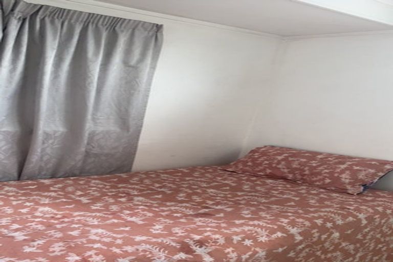 Photo of property in 61 Juniper Road, Sunnynook, Auckland, 0620