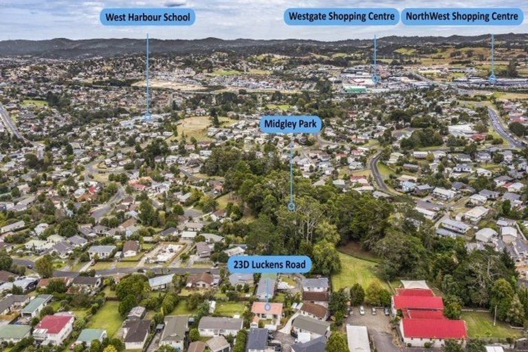Photo of property in 23 Luckens Road, West Harbour, Auckland, 0618