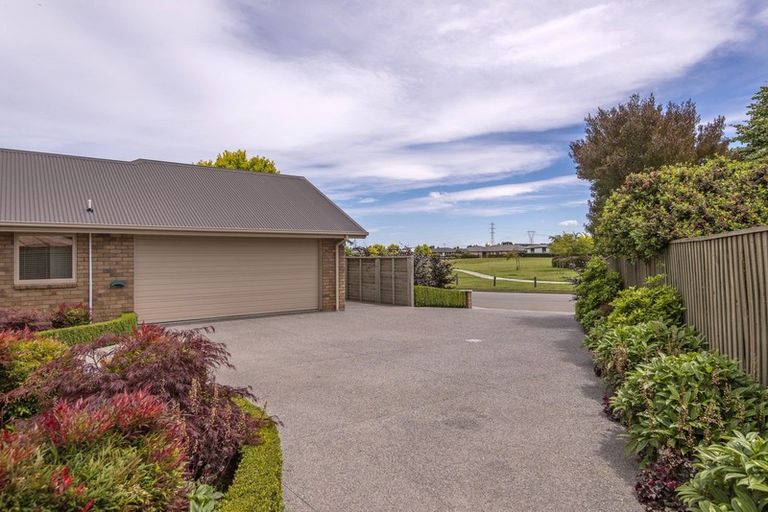 Photo of property in 11 Epsom Drive, Rangiora, 7400
