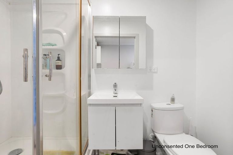 Photo of property in 56 Makora Road, Massey, Auckland, 0614