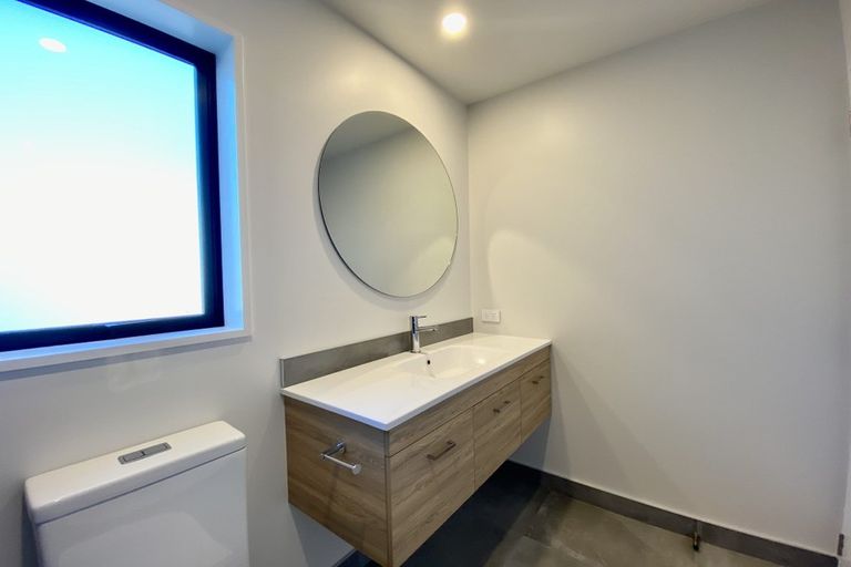 Photo of property in 102 Strickland Street, Sydenham, Christchurch, 8023