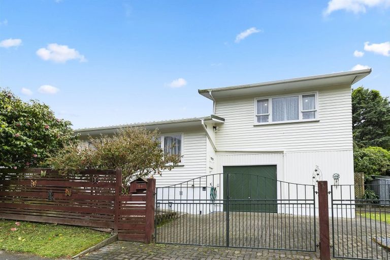 Photo of property in 26 Mcgowan Road, Wainuiomata, Lower Hutt, 5014