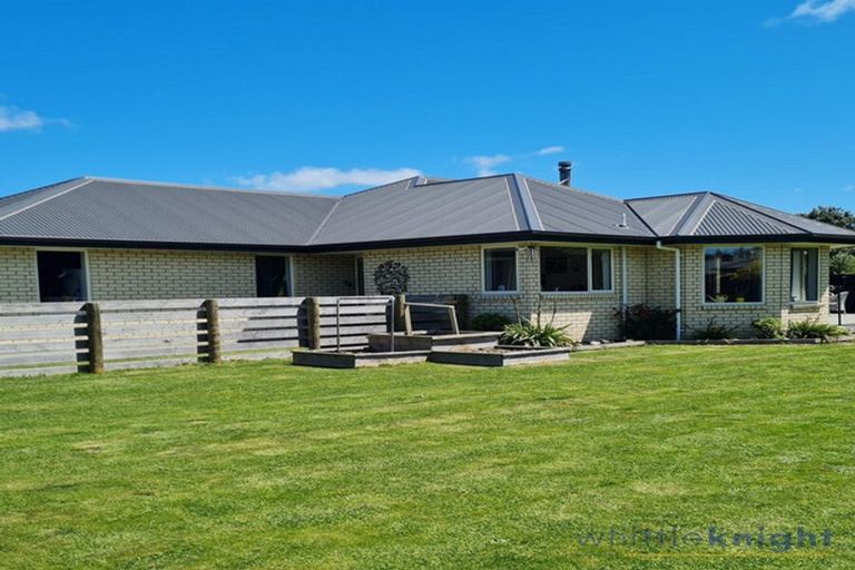 Photo of property in 16 Vitruvius Way, Leeston, 7632