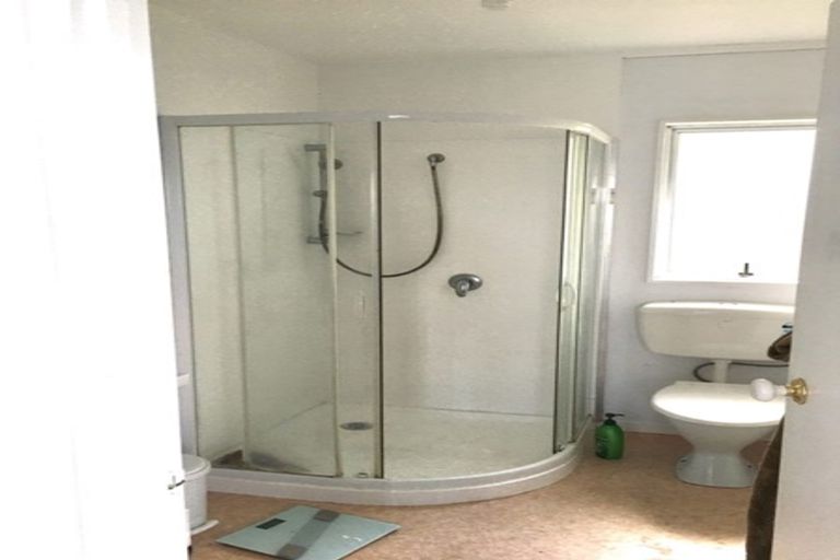 Photo of property in 105 Simpson Road, Ranui, Auckland, 0612