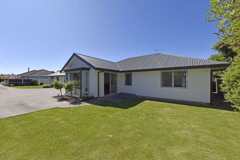 Photo of property in 6b Pinedale Lane, Linwood, Christchurch, 8062