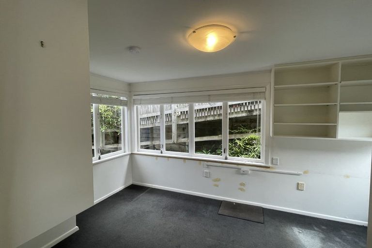 Photo of property in 10 Whitu Street, Khandallah, Wellington, 6035