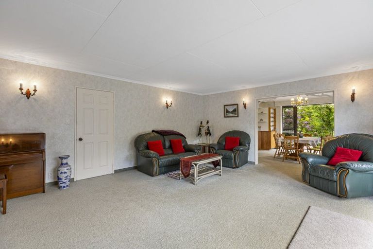 Photo of property in 14 Tainui Terrace, Inglewood, 4330