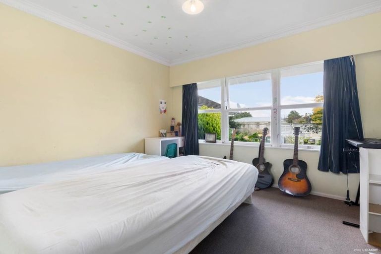 Photo of property in 24 Rollerson Street, Papakura, 2110
