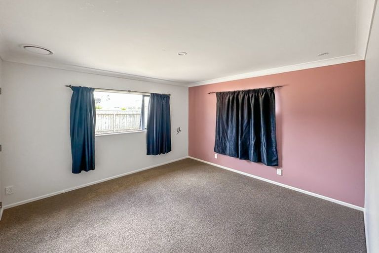 Photo of property in 11 Messines Avenue, Trentham, Upper Hutt, 5018