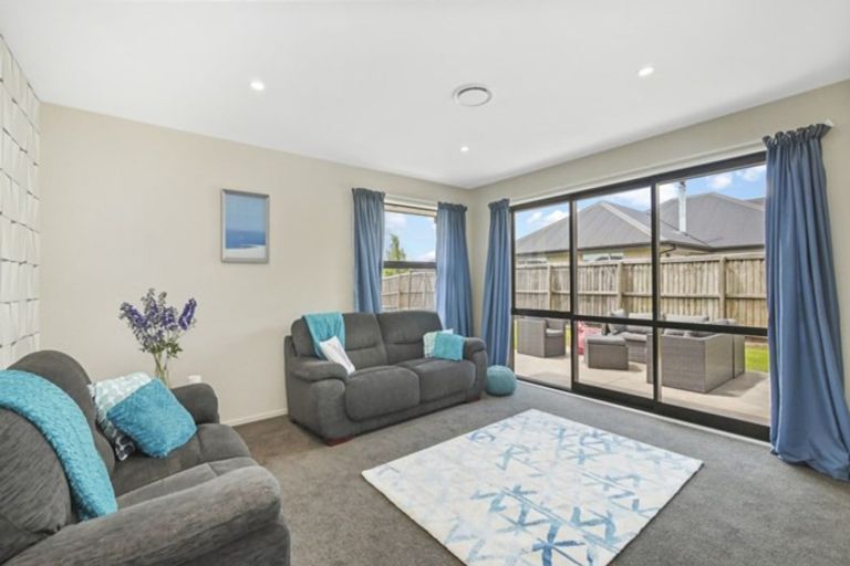 Photo of property in 32 Navy Loop, Rolleston, 7614