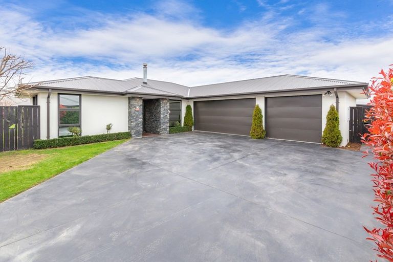 Photo of property in 30 Goodland Place, Rolleston, 7614