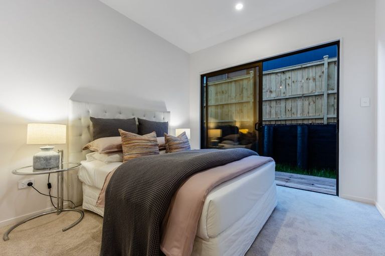 Photo of property in 53 Kumukumu Road, Long Bay, Auckland, 0630