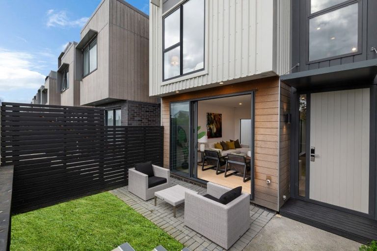 Photo of property in 69 Bearing Parade, Long Bay, Auckland, 0630