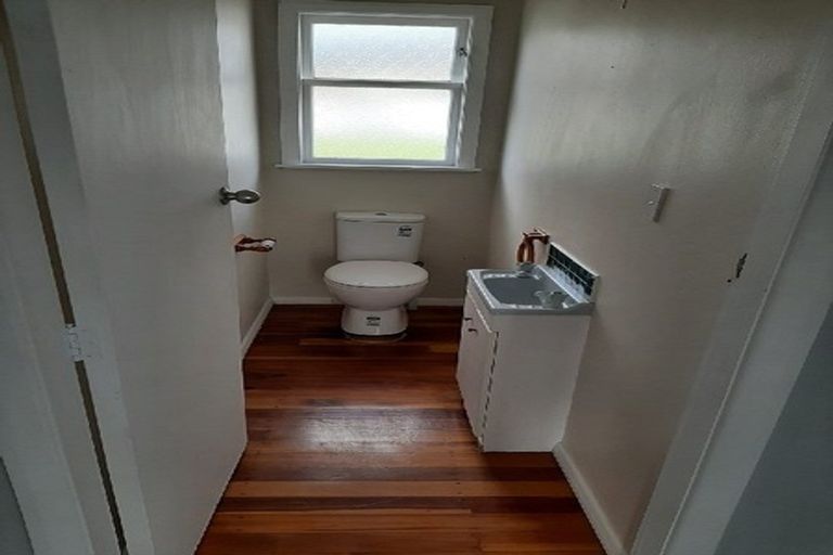 Photo of property in 70 Michael Road, Paraparaumu Beach, Paraparaumu, 5032