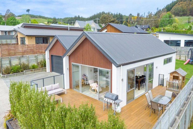 Photo of property in 7 Heasley Lane, Mosgiel, 9092